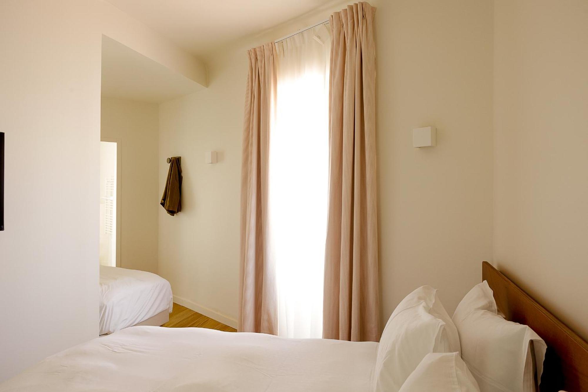 Alfred Hotels Les Halles Biarritz Exterior photo